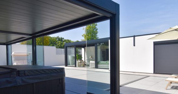 mbaluminium-garden-room-louvered-roof-sliding-glass-walls-jacuzzi